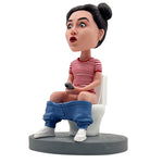 Aangepaste Bobbleheads humoristische vrouwen zitten op toilet