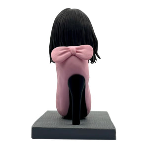 Aangepaste elegante dame Bobblehead zittend op hoge hakken