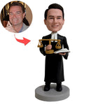 Een gepersonaliseerd bobblehead-figuurtje als cadeau voor een advocaat.