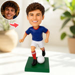 Gepersonaliseerde, op maat gemaakte bobblehead in de stijl van een voetbalkampioen.